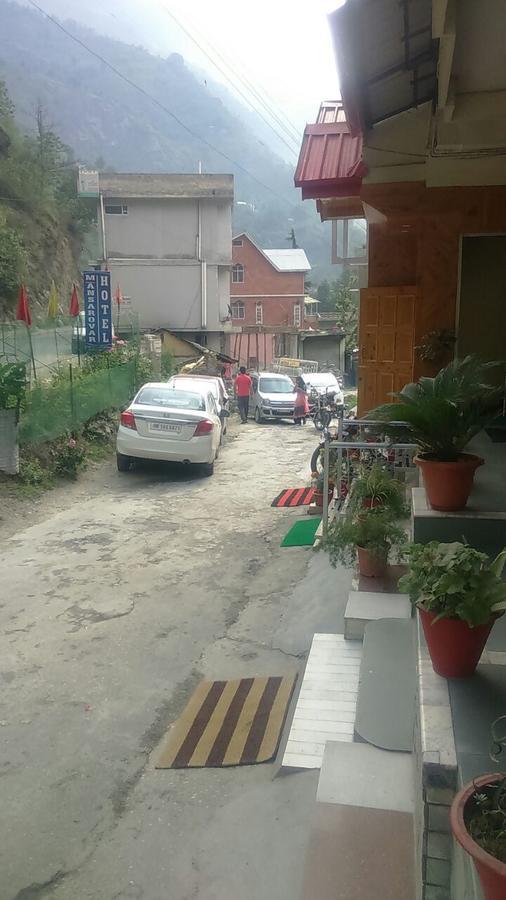 Hotel Mansarovar Banjār Esterno foto